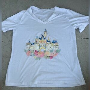 Women’s Castle Princess Tee size Medium Disney casual